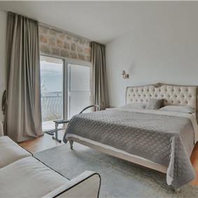 4 Bedroom Villa with Pool near Budva, Sleeps 8